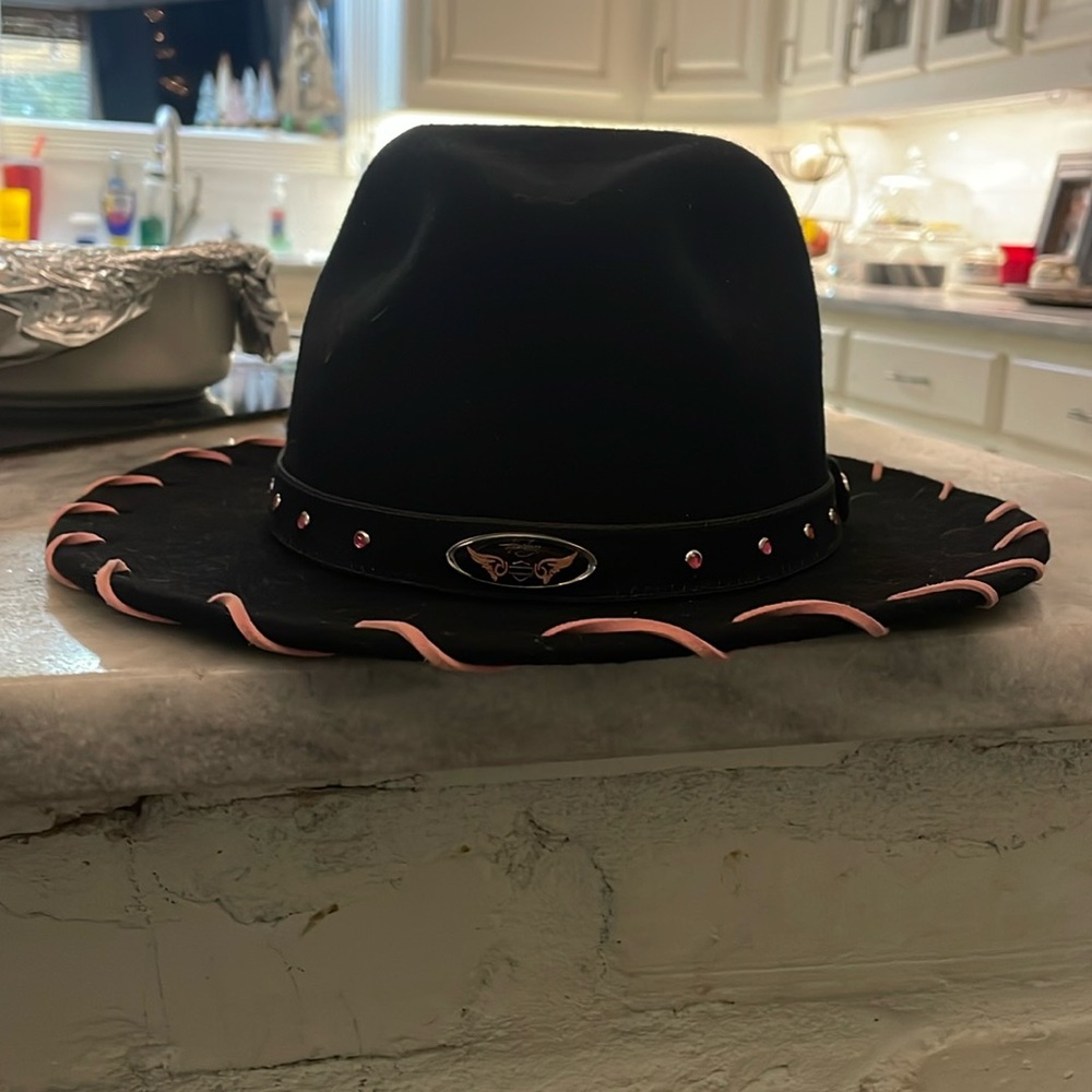 Black Harley Davidson hat